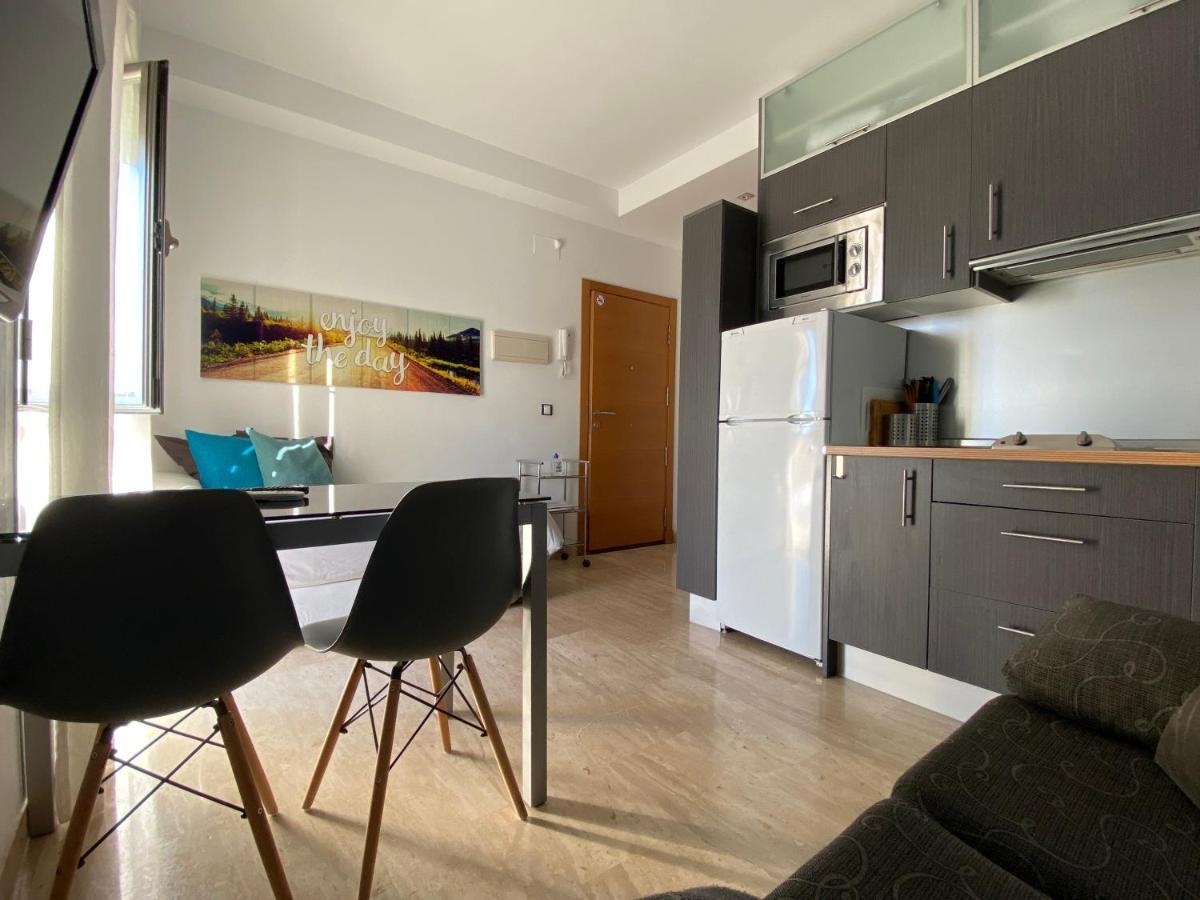 Studio City Center - Aloha Sevilla מראה חיצוני תמונה